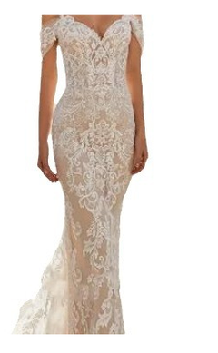 Elegant Tulle Boat Neck High Side Slit Bridal Gown