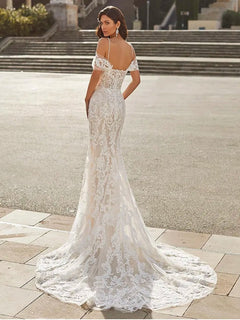 Elegant Tulle Boat Neck High Side Slit Bridal Gown